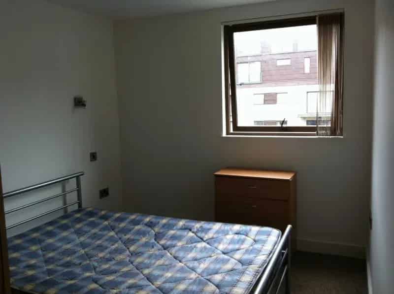 2 Bedroom Apartment House to Rent