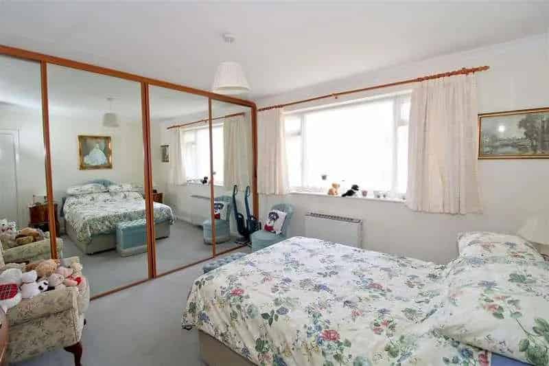 2 Bed Flat for Sale in Seaford