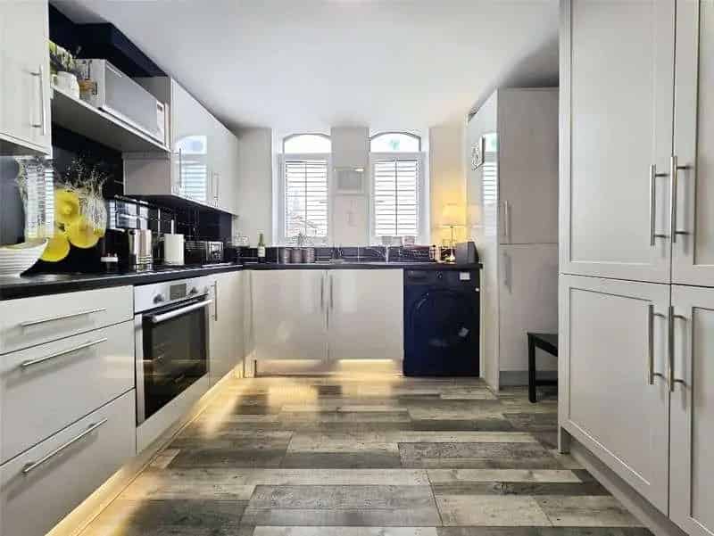 2 Bed Flat for Sale Gosport