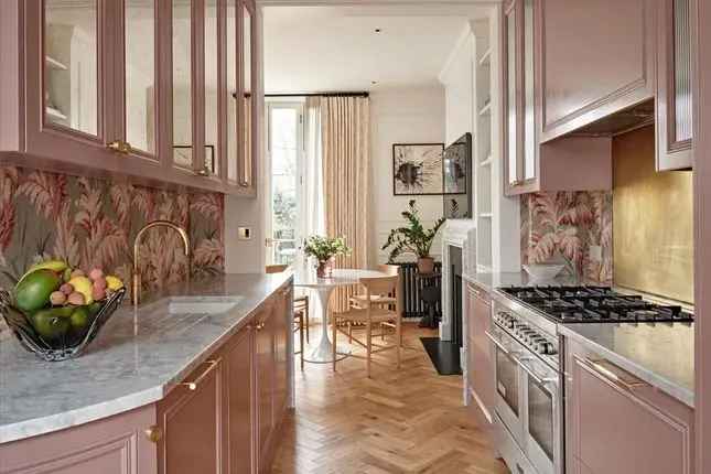 Luxury 4-Bedroom Townhouse Notting Hill Short Let All Bills Included