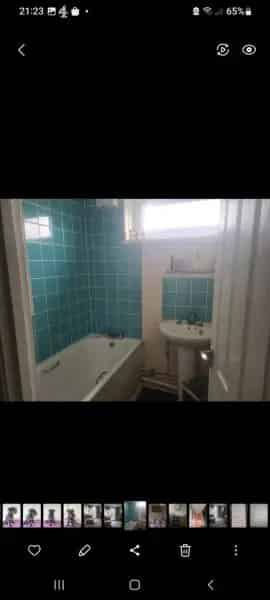 Family Home Near Shops and School 23 Bedrooms Large Garden