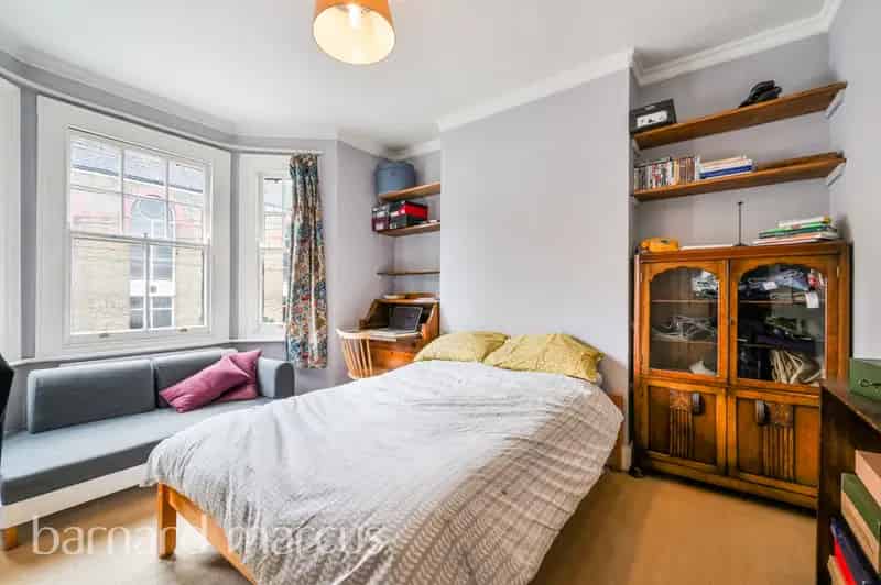 Two Double Bedroom Period Conversion in Camberwell