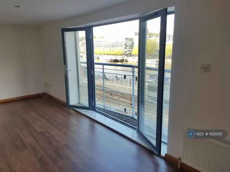 3 Bedroom Dockside Flat to Rent