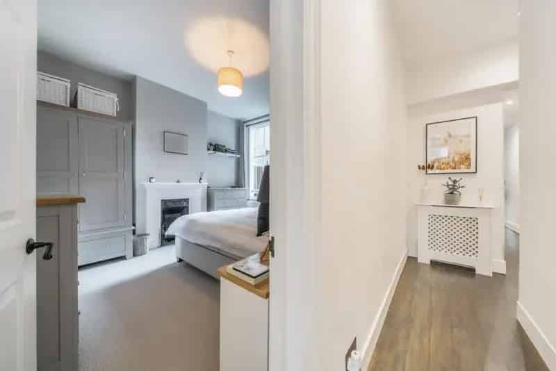 Two Bedroom Maisonette near Earlsfield High Street