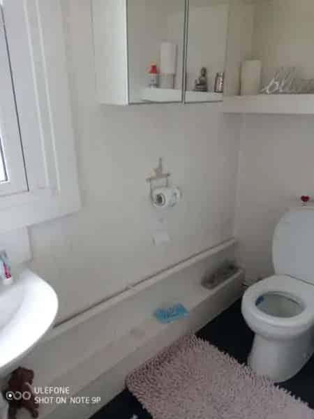 3 Double Bed Family Home Near Amenities and Excellent Schools