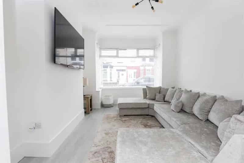 3 Bed House for Sale Old Swan Modern Open Plan Family Home