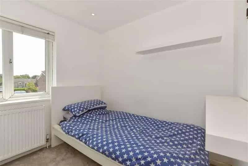 3 Bed Semi-Detached House For Sale