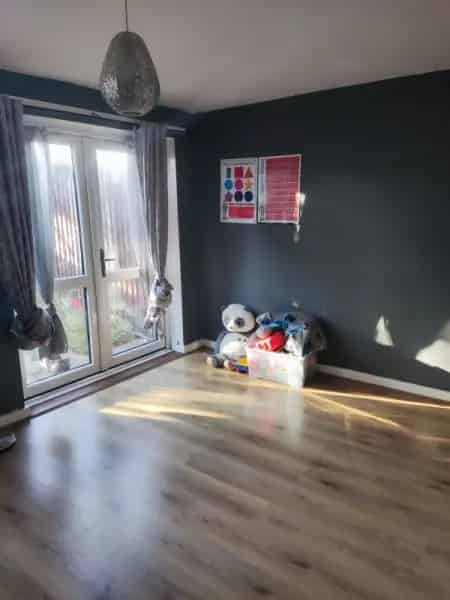 3 Bedroom House Near Schools and Amenities