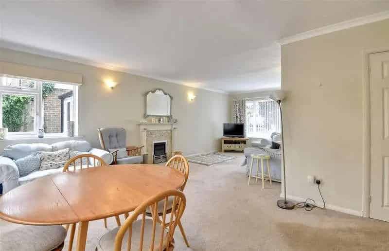 3 Bed Detached House for Sale