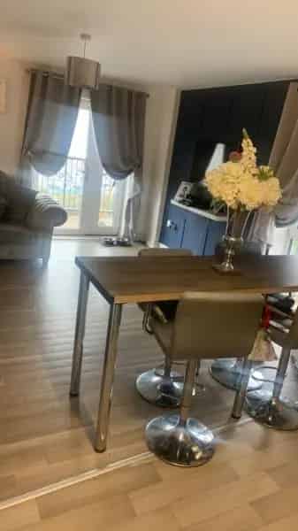 Large 2 Bed Flat Near Westcombe Park Station