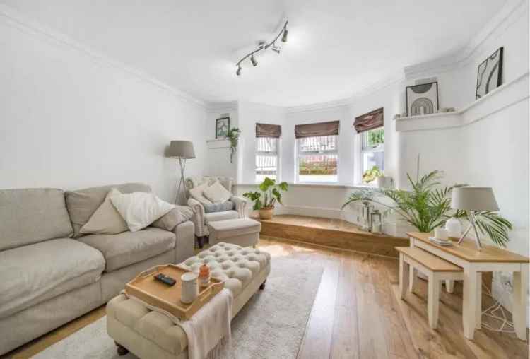 2 Bedroom Apartment to Rent Wimbledon Short Let Furnished