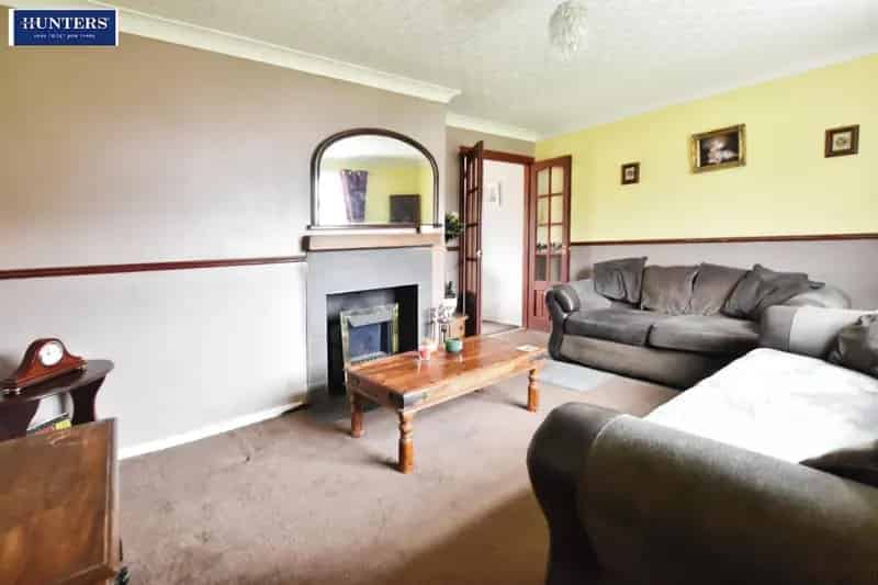 3 Bedroom House For Sale - Ideal First-Time Buyer Investment