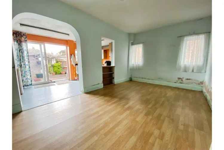 3 Bed House For Sale Near Amenities