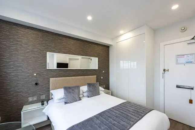 Chelsea Studio Apartment Short Let - Sloane Avenue SW3