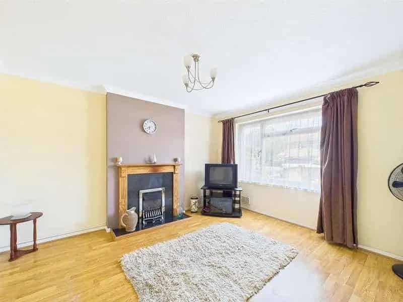 3 Bed House for Sale Hitchin