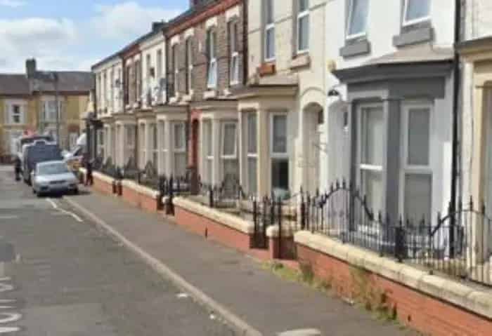 2 Bed House Kensington - Rear Yard - Unfurnished