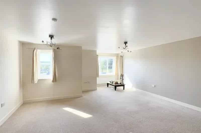 2 bedroom Flat
 To Rent