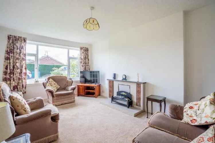 2 bedroom semi-detached bungalow for sale