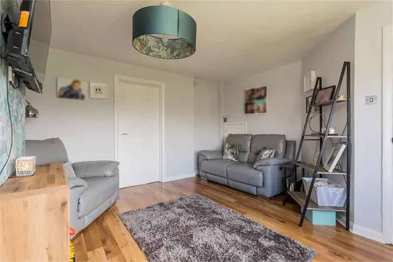 3 Bed Semi-Detached House Bishopton