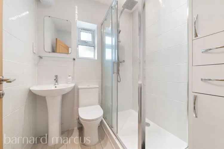 1 Bedroom Garden Flat Clapham Balham Period Features Chain Free