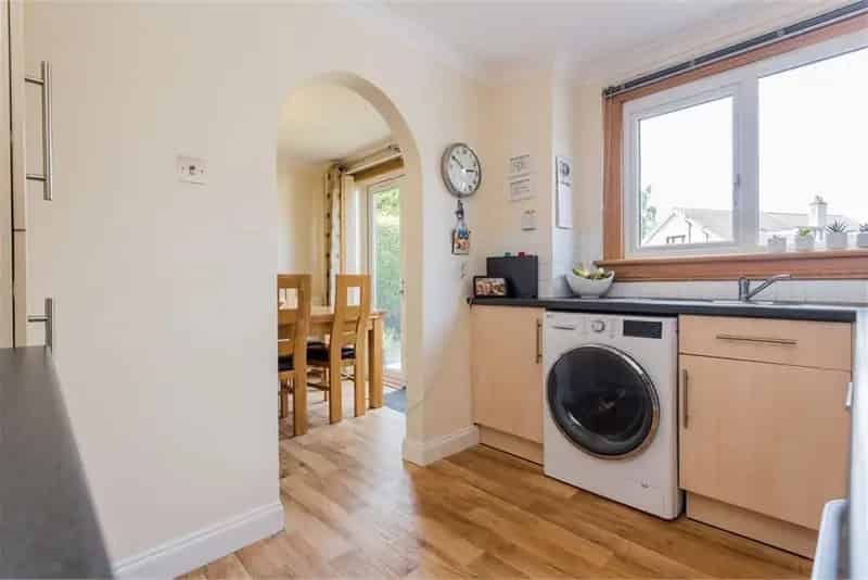 3 Bed End Terrace House Paisley 2 Reception Rooms Modern Kitchen Garage