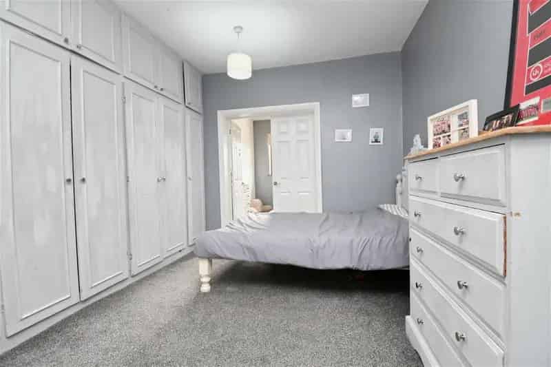 4 Bed Semi-Detached House for Sale