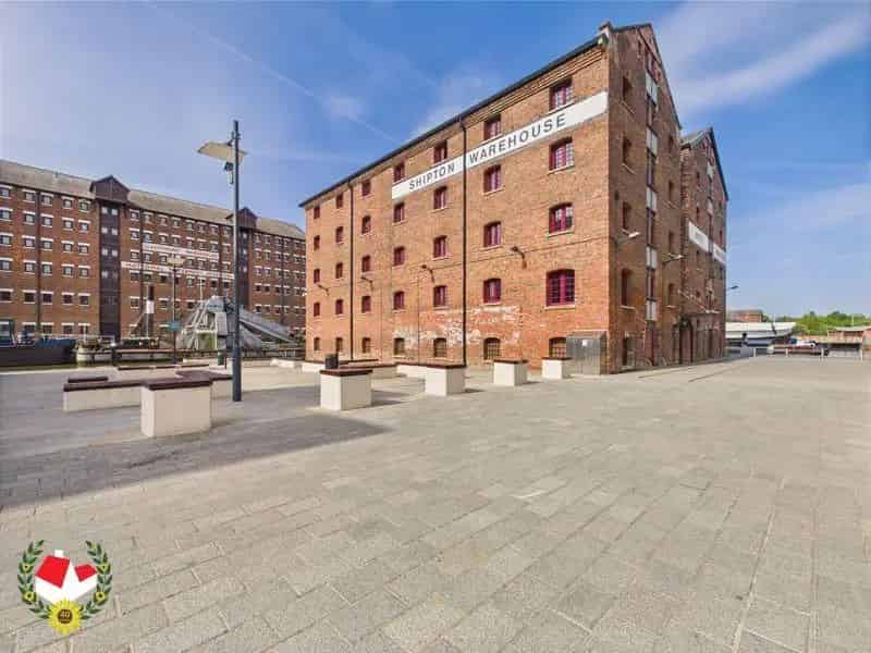 1 Bedroom Apartment for Sale