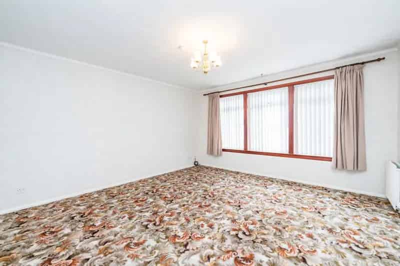 3 Bedroom Bungalow for Sale in Peterhead