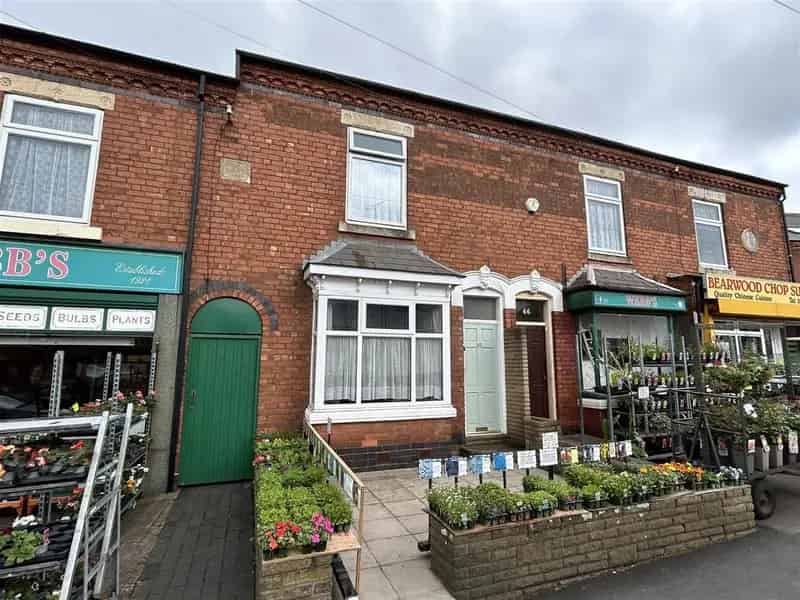 2 Bedroom Mid Terraced House for Sale No Upward Chain