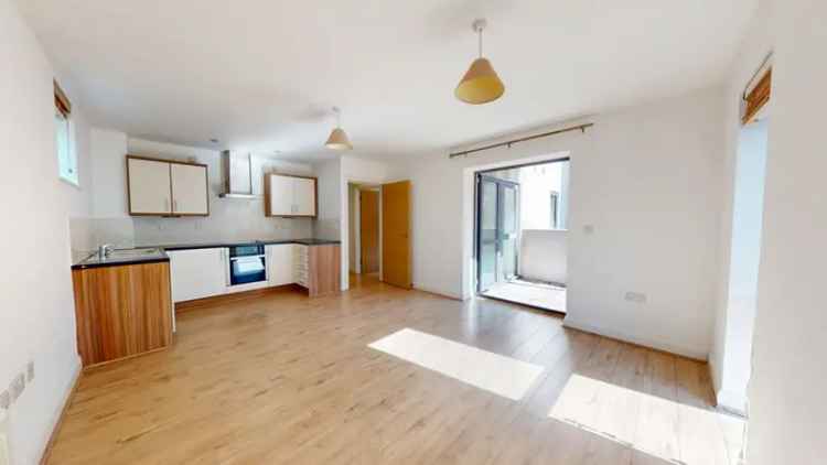 2 Bedroom Flat Cheltenham Hewlett Road Ground Floor Apartment