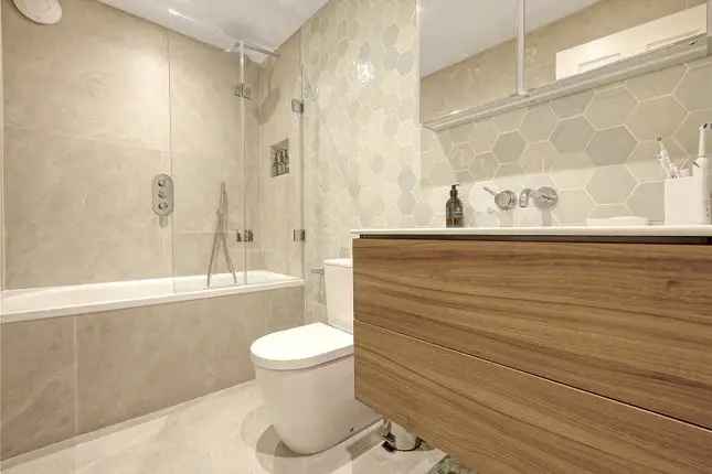 End terrace house for sale in De Beauvoir Road, London N1