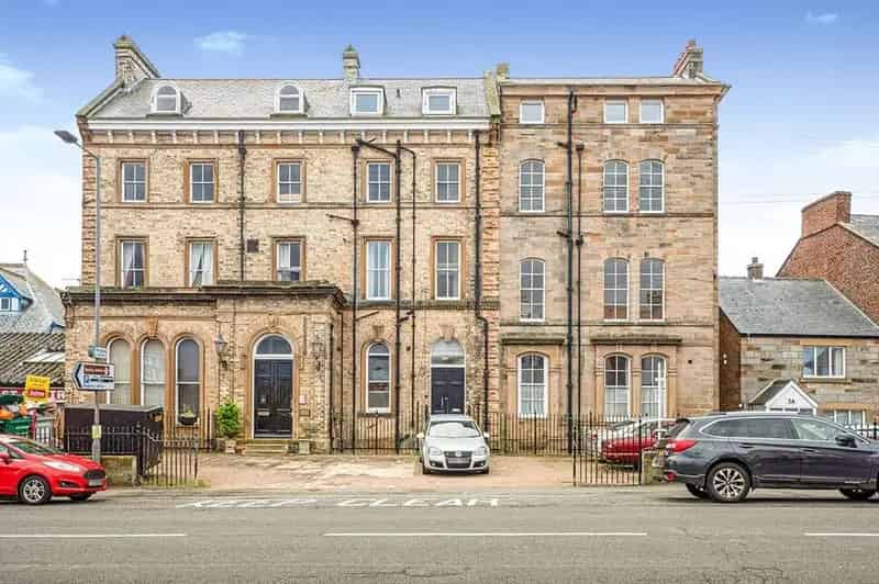 2 Bedroom Flat for Sale Whitby North Yorkshire