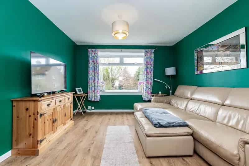 Ashgrove Ground Floor Apartment Two Double Bedrooms Private Garden