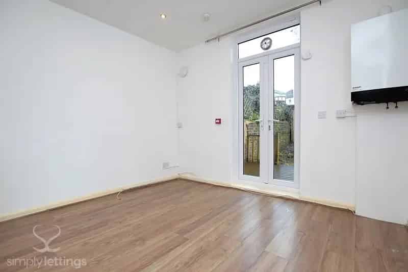 1 Bedroom Flat House to Rent Pets Considered
