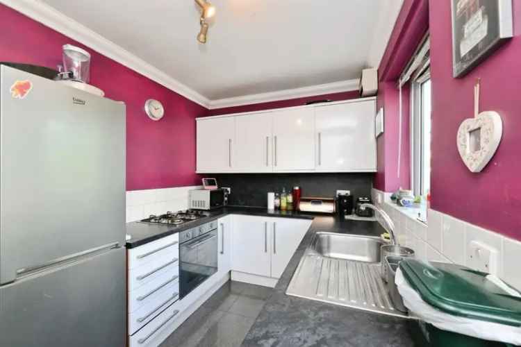 3 Bedroom End Terrace House Waltham Cross