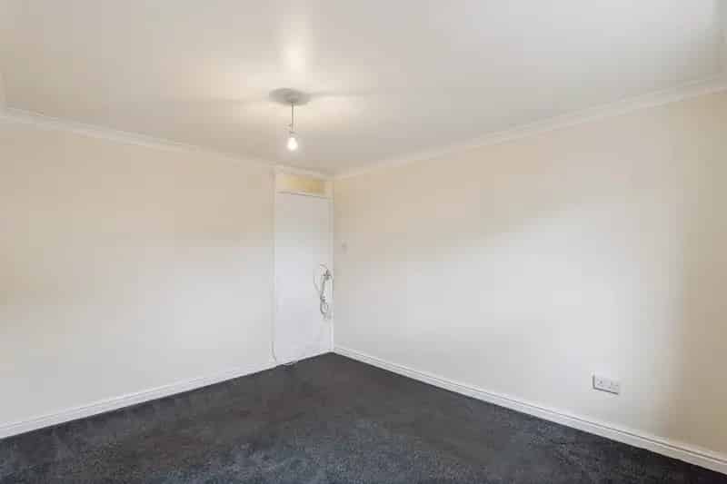 2 Bedroom Flat to Rent in Royston Glasgow