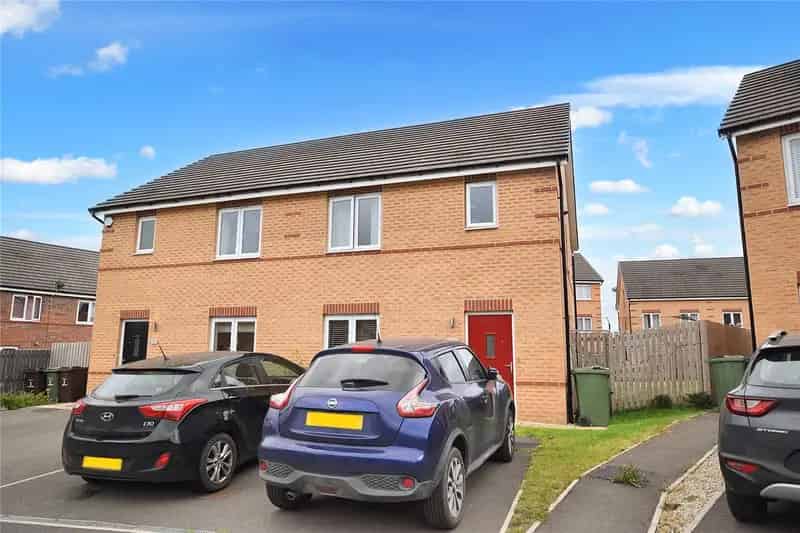 Three Bedroom Semi Detached House City Fields Development