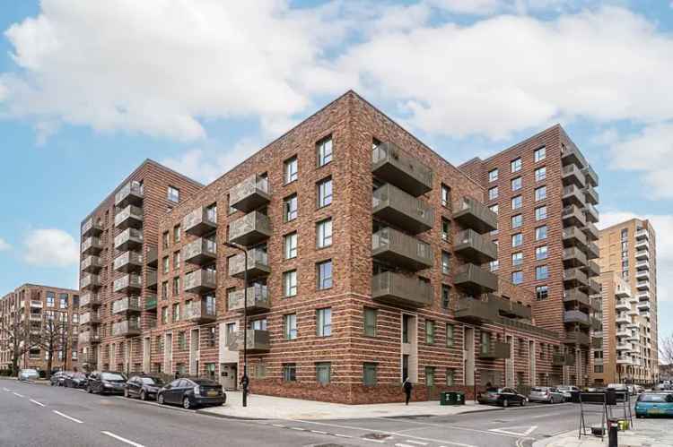 2 Bedroom Flat for Sale in Acton Gardens Near Acton Town Station