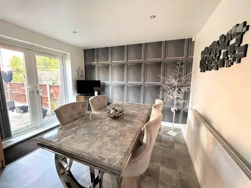 4 Bedroom House To Let Wombwell