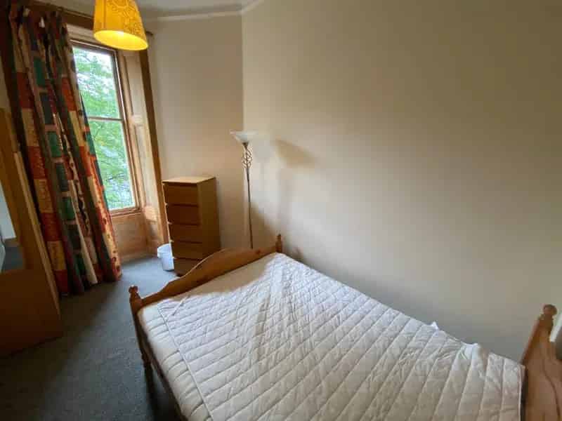 3 Bedroom Flat to Rent Edinburgh