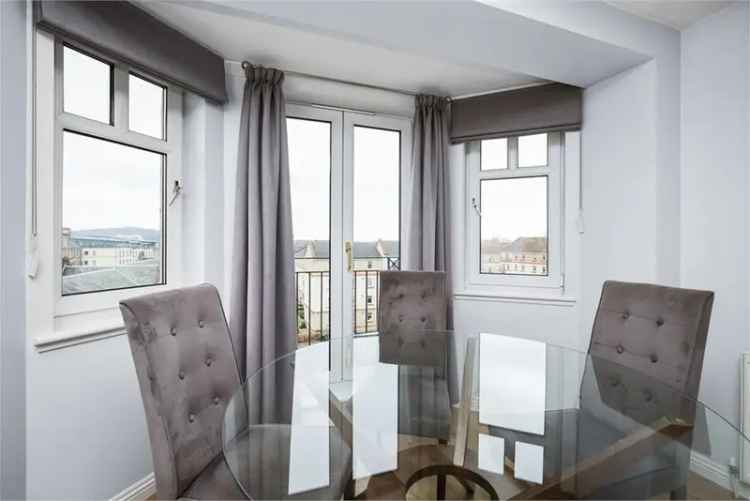 2 Bed Top Floor Flat Shandon Edinburgh