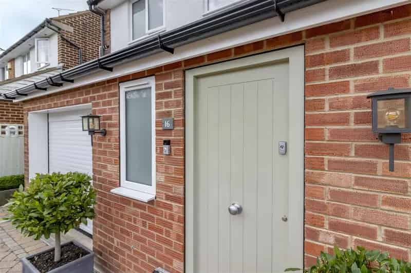 4 Bedroom Detached House to Rent Near Outstanding Primary School
