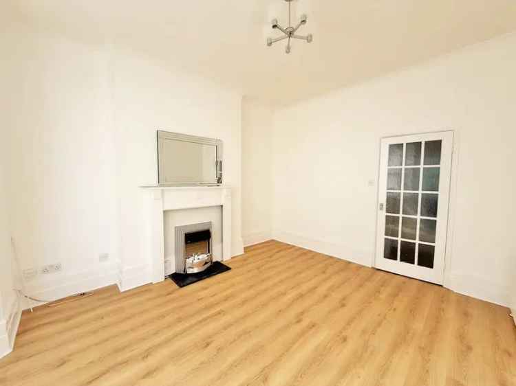 1 Bedroom Ground Floor Flat for Sale
