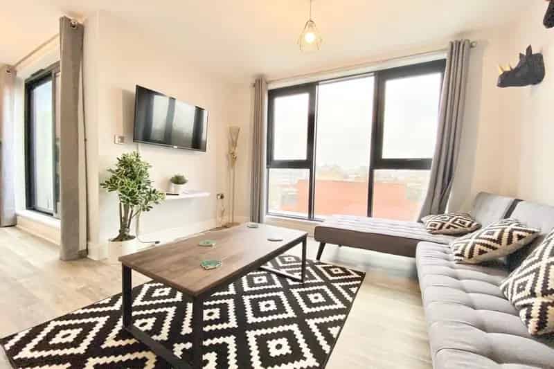 3 Bed Apartment Near Norwich Train Station
