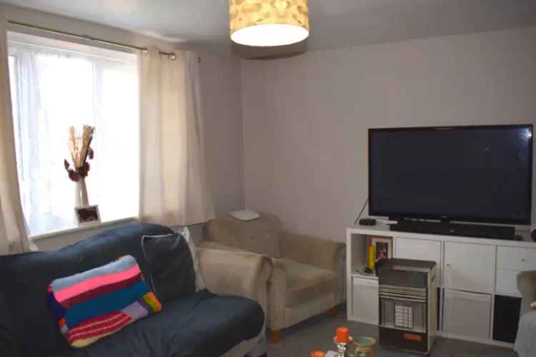 2 Bedroom Flat House to Rent in Northampton Near Train Station