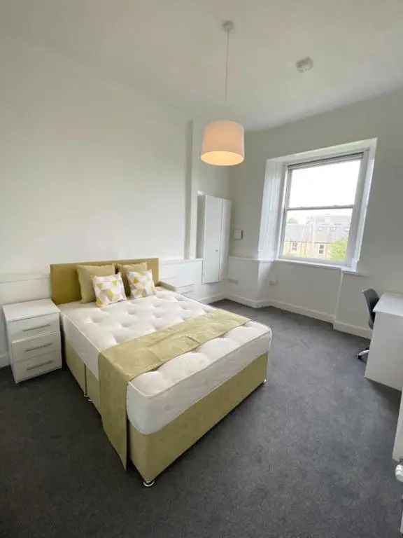 3 Bedroom HMO Flat to Rent in Edinburgh