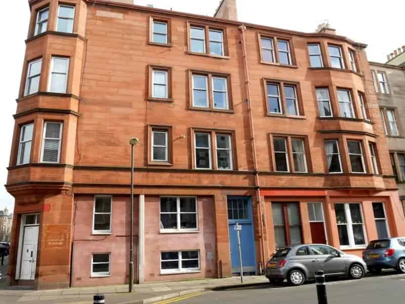 4 Bedroom Flat to Rent