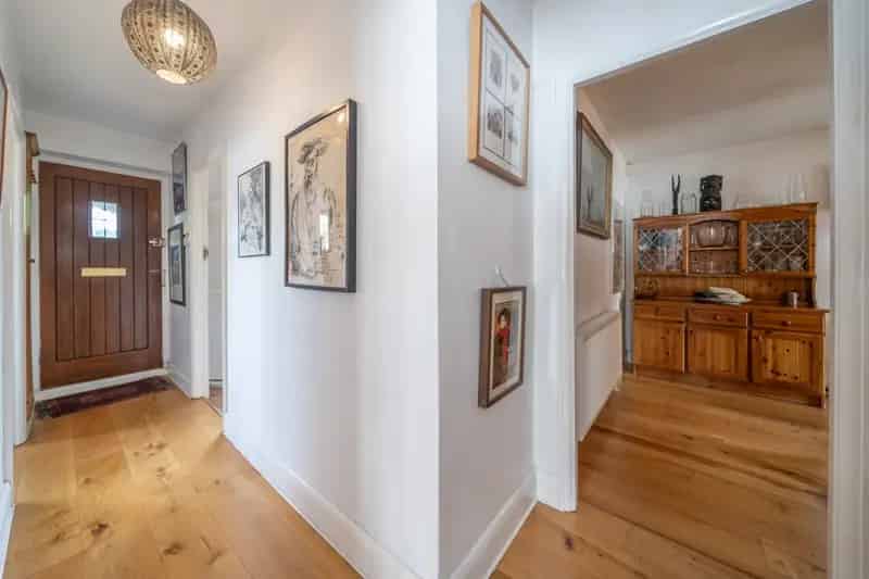 1930s Family Home with Detached Garage and Secluded Garden