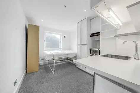 1 Room Flat 51m² Putney  Near Shops Bars Restaurants