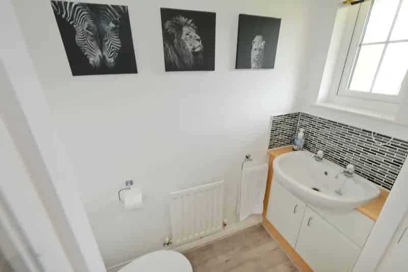Stunning 5 Bedroom Detached Home in Blackburn